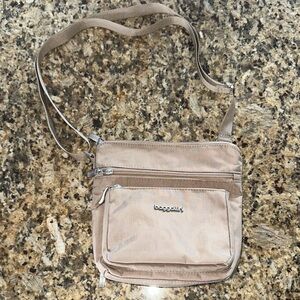 Baggallini Tan Crossbody Bag